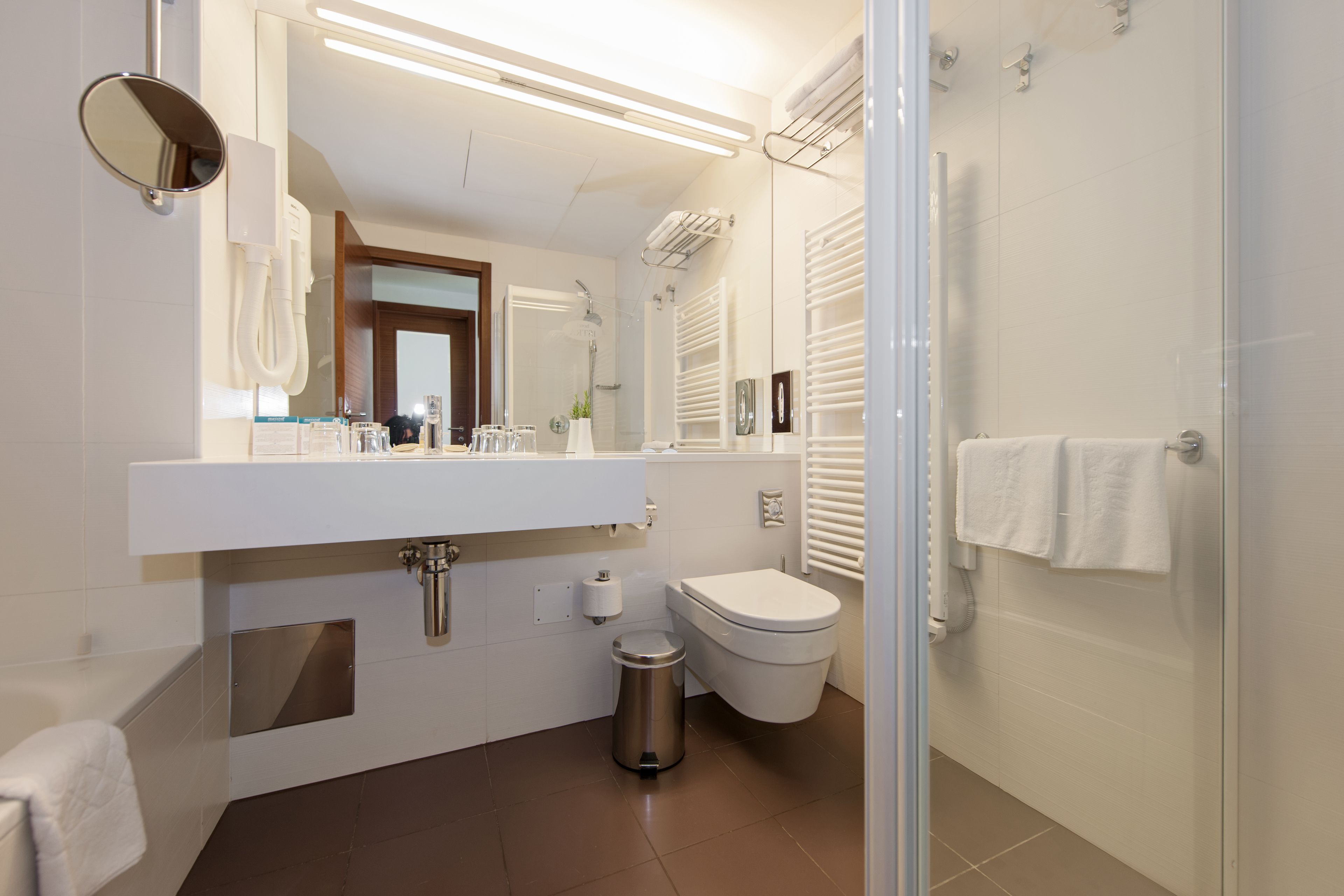 premium suite, balcony | bathroom | separate bathtub and shower, rainfall showerhead, free toiletries