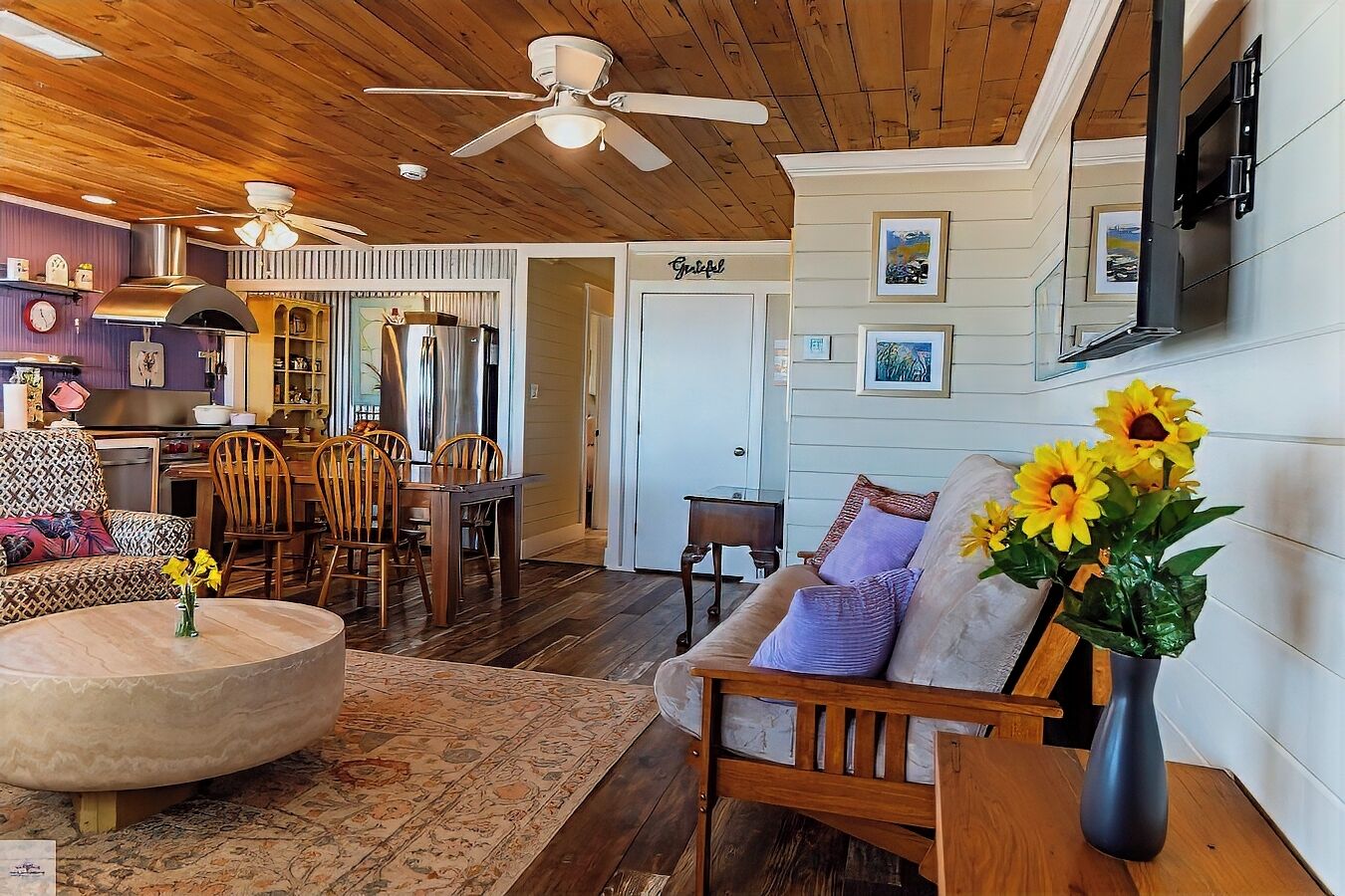 Queen's Quarters, 2 Bedrooms, Kitchen, Beachfront | Living area | Flat-screen TV
