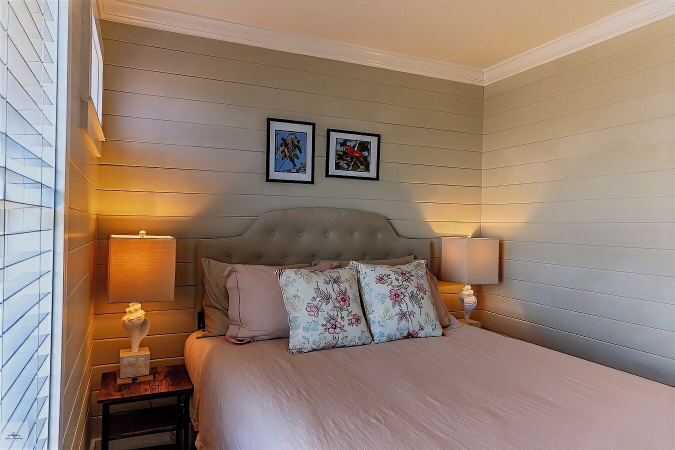 Queen's Quarters, 2 Bedrooms, Kitchen, Beachfront | 1 bedroom, bed sheets