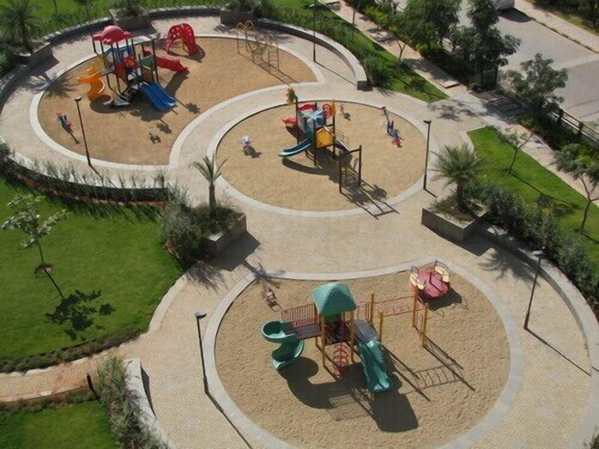 Children’s play area – outdoor