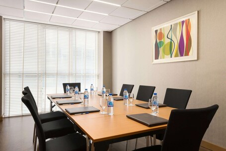 TRYP by Wyndham Abu Dhabi City Centre - Image 26