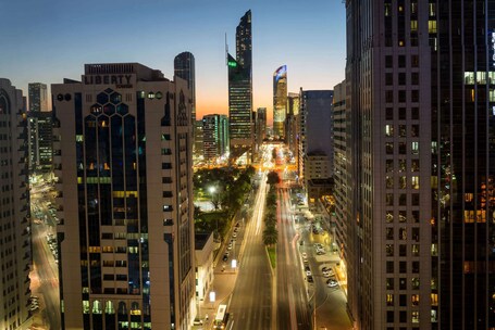 TRYP by Wyndham Abu Dhabi City Centre - Image 1