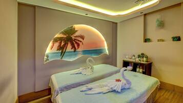 Couples treatment room(s), hot stone massages, deep-tissue massages