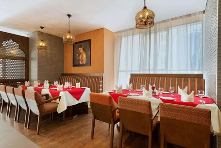 TRYP by Wyndham Abu Dhabi City Centre - Image 35
