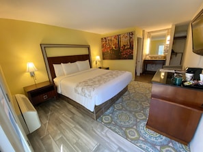 Premium Double Room, 1 King Bed, Accessible, Ground Floor