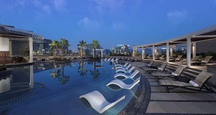 Hyatt Regency Dubai Creek Heights