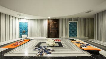 Minibar, una cassaforte in camera, una scrivania