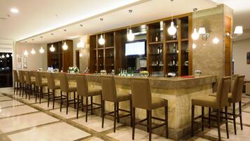 3 Bars/Lounges, Poolbar, Strandbar
