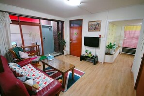 Lobby - Apple Tree Guest house (Seoul)