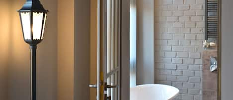 Apartment, 2 Bedrooms | Bathroom