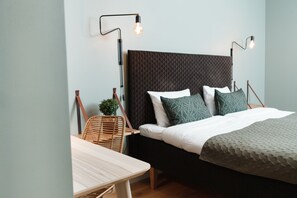 Standard Room | Iron/ironing board, cribs/infant beds, rollaway beds, free WiFi