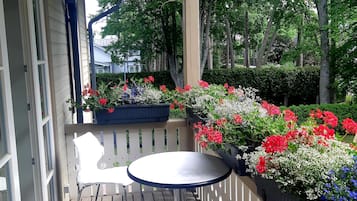 Apartment, 1 Bedroom (with balcony) | View from room