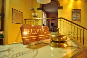 Reception - Hotel Borgo Antico Bibbiena (Bibbiena)