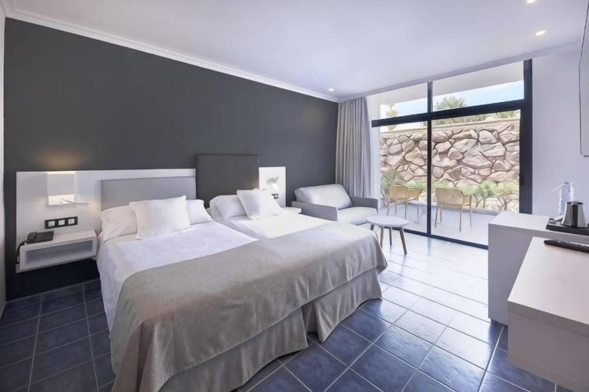 In-room safe, free cots/infant beds, free WiFi, bed sheets