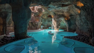 Sauna, banyera d'hidromassatge, bany turc i bany turc/hammam