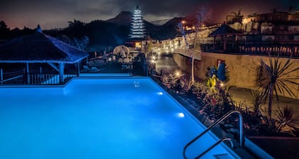 Magic Natura Animal, Waterpark & Polynesian Resort