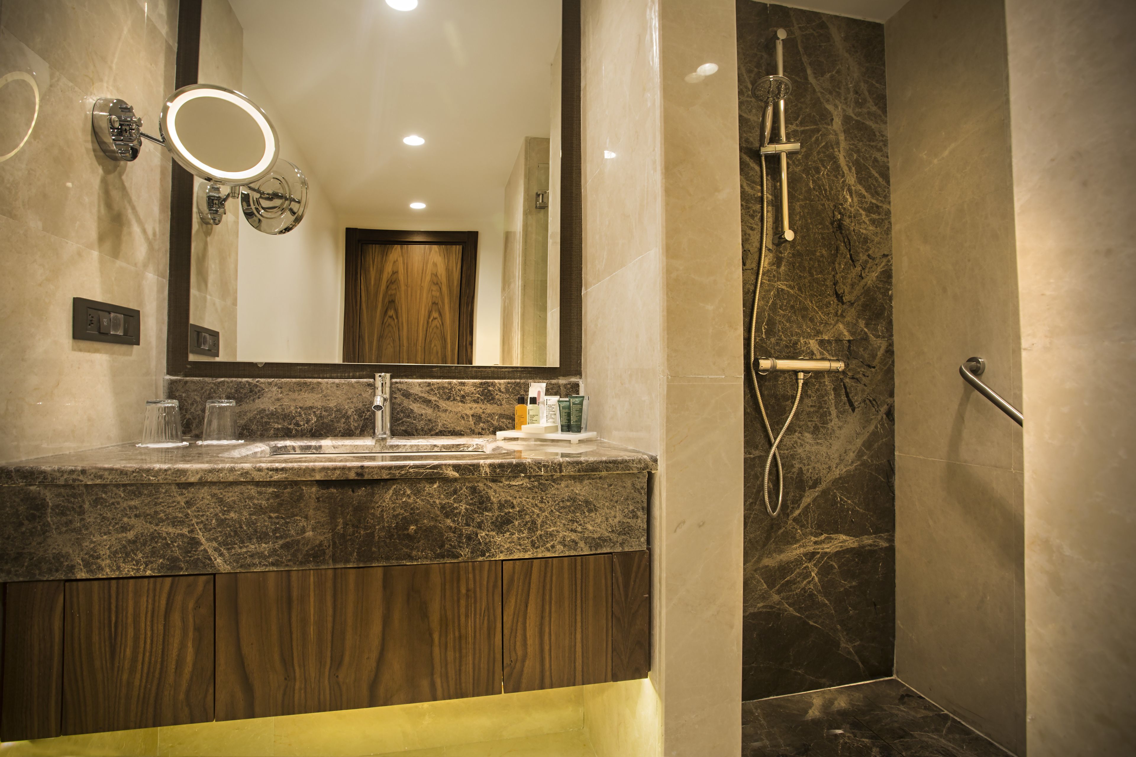 shower, free toiletries, hair dryer, slippers