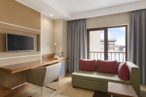 Minibar, in-room safe, blackout drapes, soundproofing - Ramada by Wyndham Istanbul Florya (Istanbul)