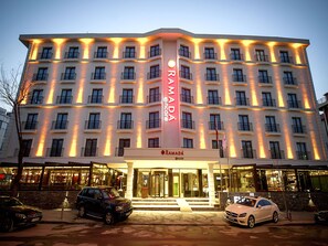 Exterior - Ramada by Wyndham Istanbul Florya (Istanbul)