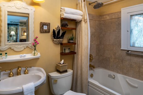 Abbington Green Bed Breakfast Inn - Image 108