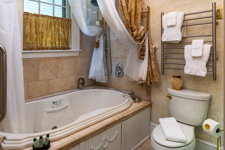 Abbington Green Bed Breakfast Inn - Image 53