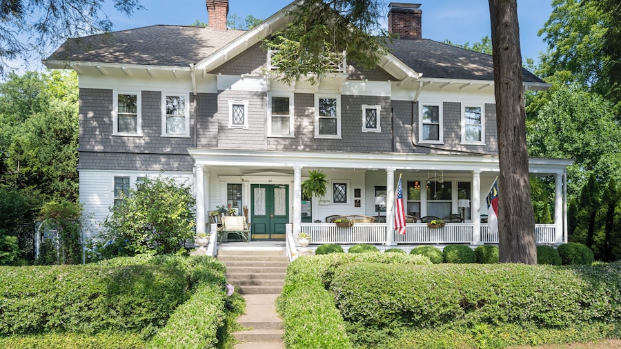 Abbington Green Bed & Breakfast Inn