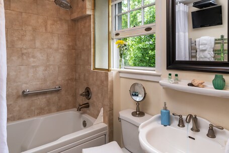 Abbington Green Bed Breakfast Inn - Image 105