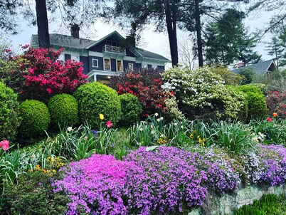 Abbington Green Bed & Breakfast Inn