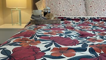 Studiosuite | 1 Schlafzimmer, Betten mit Memory-Foam-Matratzen, individuell dekoriert