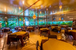 Meeting facility - Ara Ambigua Lodge (Puerto Viejo)