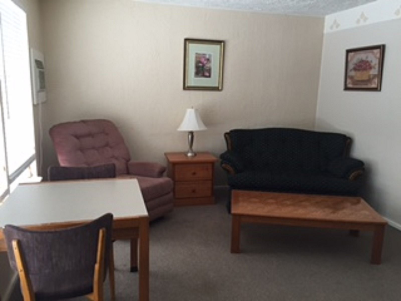 Suite, 1 Bedroom | Living room | Flat-screen TV