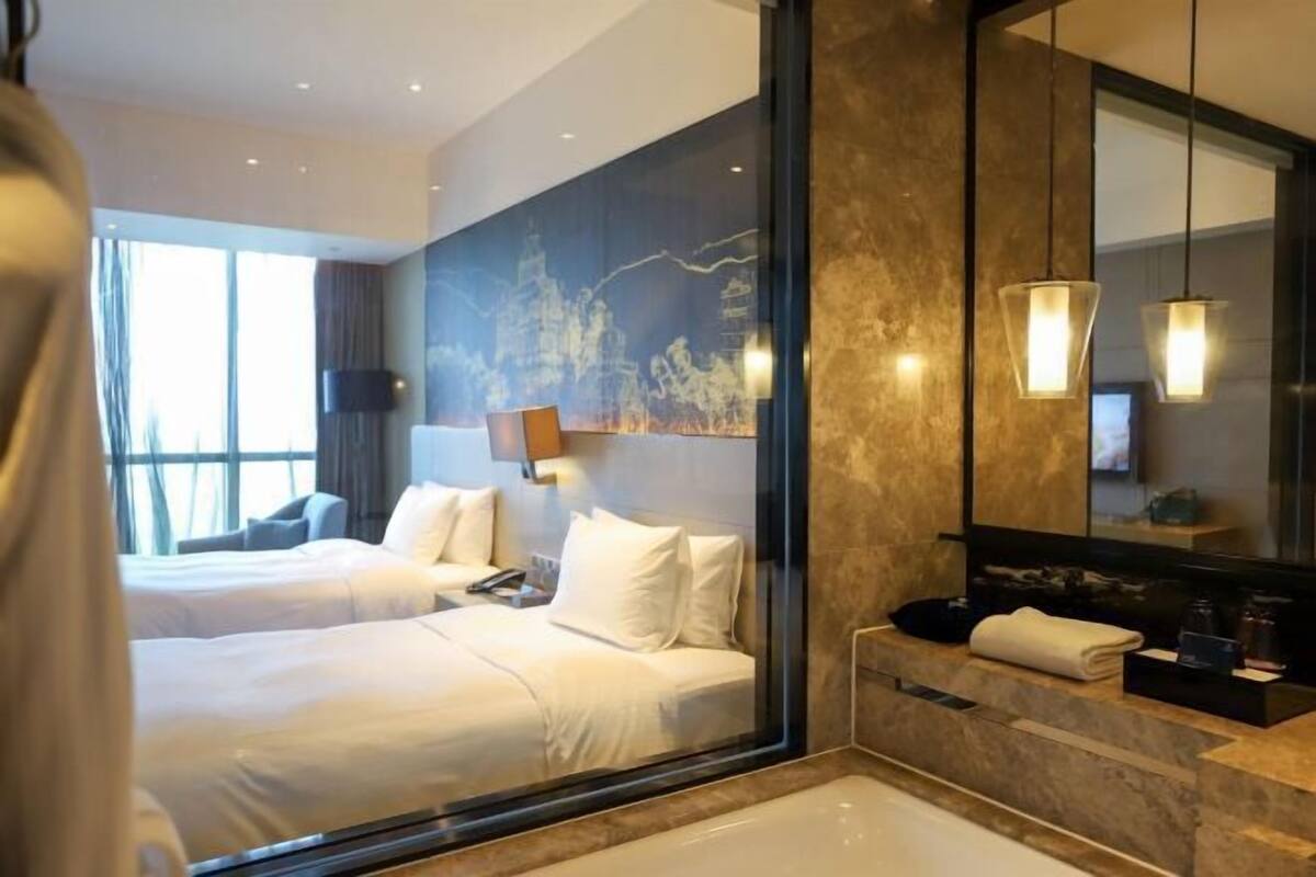 Minibar, in-room safe, desk, blackout drapes