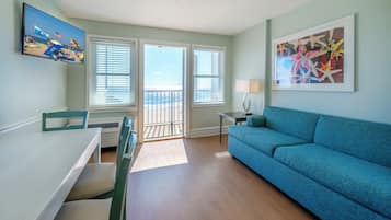 1 sovrum, sÀngtillbehör av högsta kvalitet och bÀddmadrasser