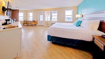 1 bedroom, premium bedding, pillow-top beds, in-room safe