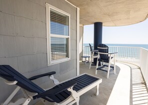 Superior Room | Terrace/patio - Commander Hotel & Suites (Ocean City)