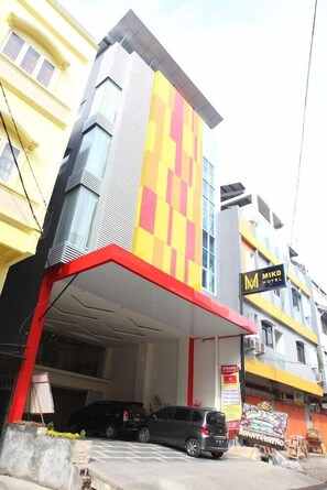 Exterior - Miko Hotel Makassar (Makassar)