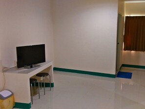Room amenity - Sorworakit Hotel (Chonburi)