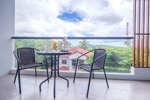 Deluxe Twin Room | Mountain view