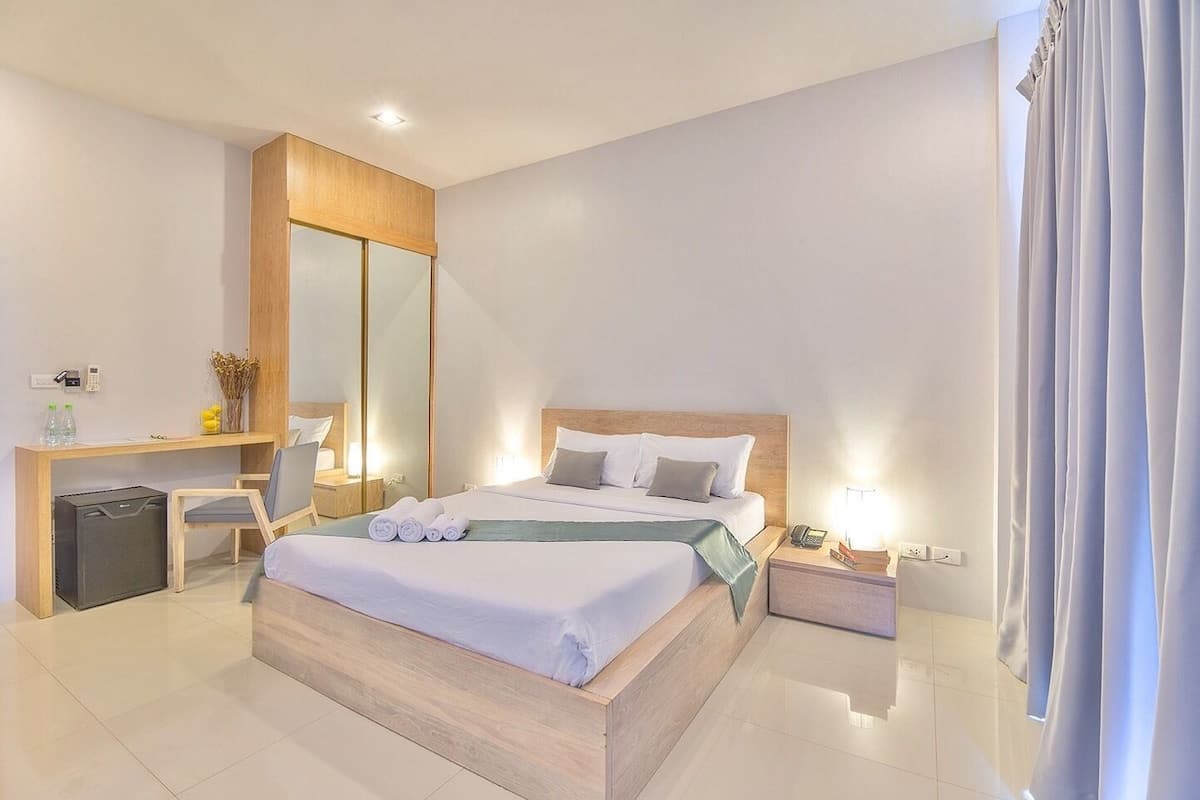 Lemon Terrace Room | 책상, 간이 침대, 무료 WiFi