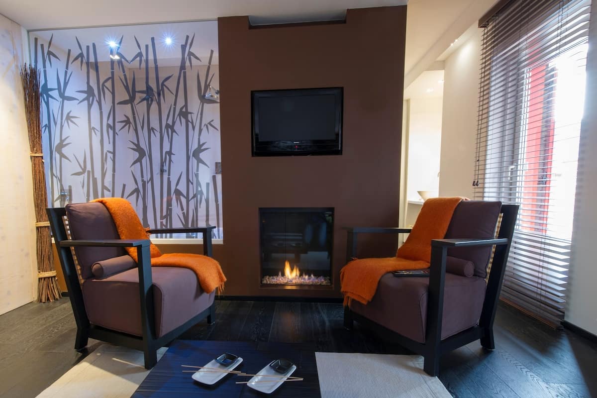 Dobbeltrom – superior, peis (Tokyo) | Minibar, safe på rommet, individuelt innredet og skrivebord