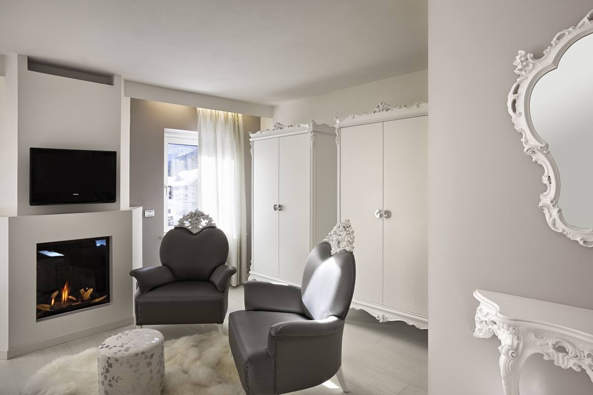 Dobbeltrom – superior, badekar (Salzburg) | Minibar, safe på rommet, individuelt innredet og skrivebord