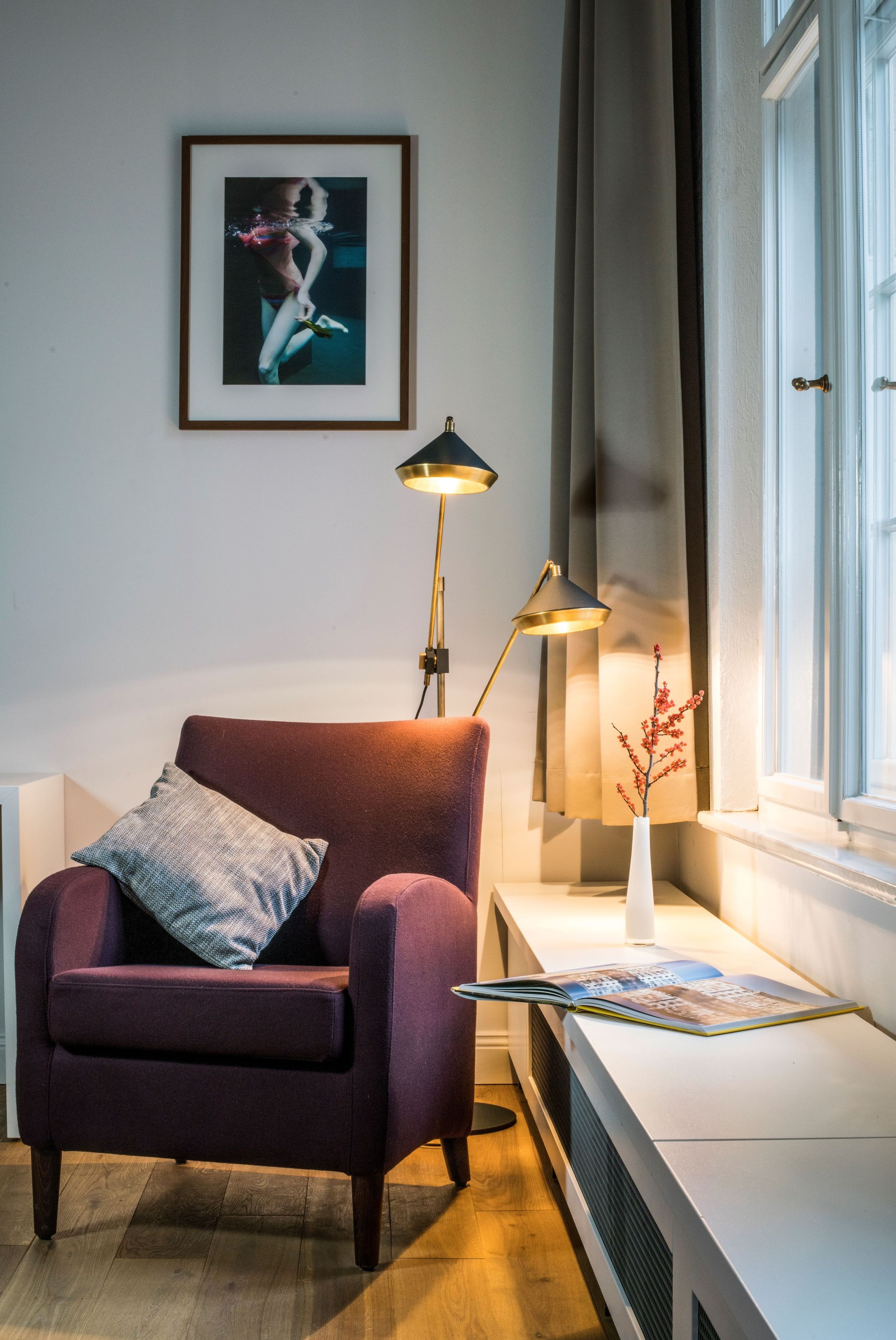 premium double room | premium bedding, in-room safe, desk, laptop workspace