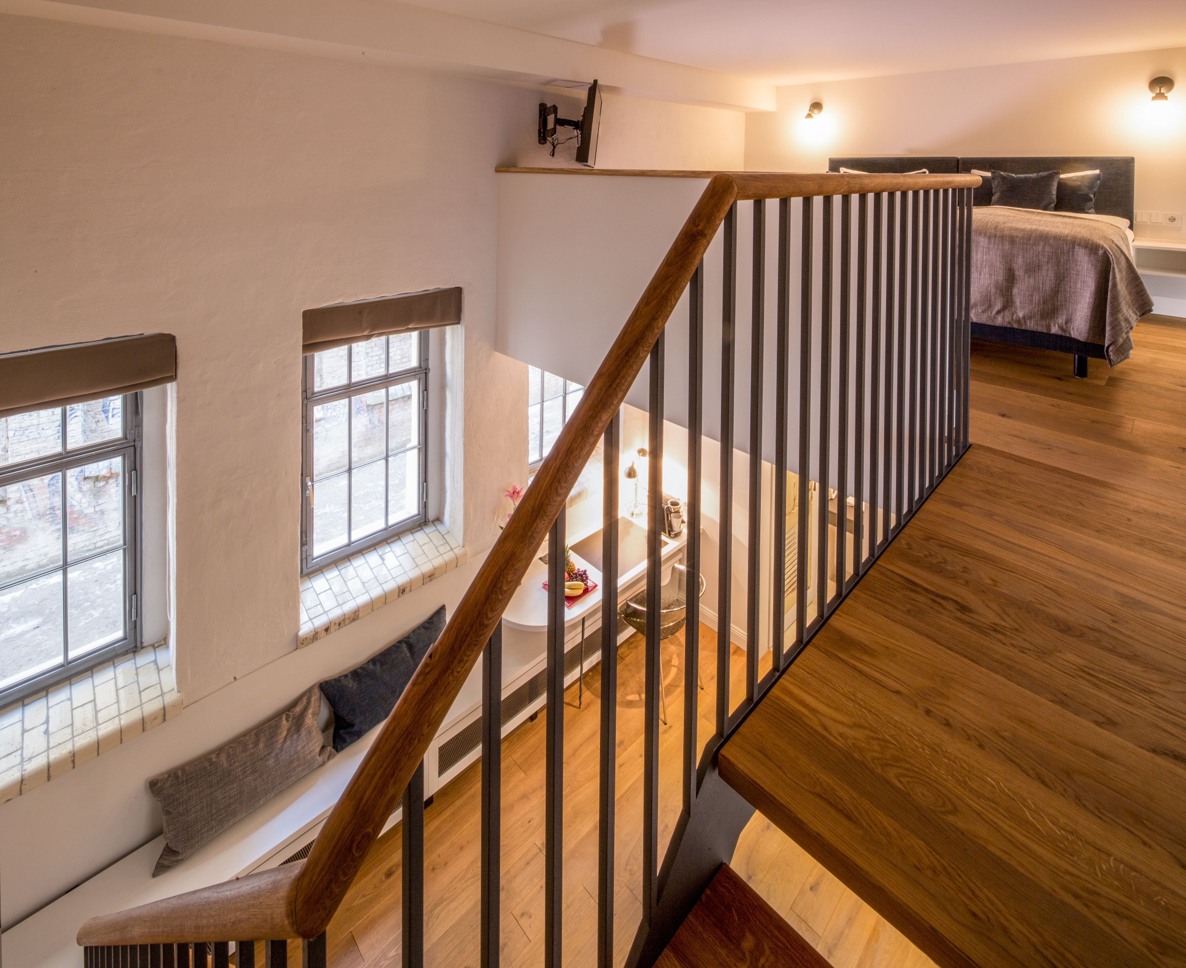 comfort maisonette | premium bedding, in-room safe, desk, laptop workspace