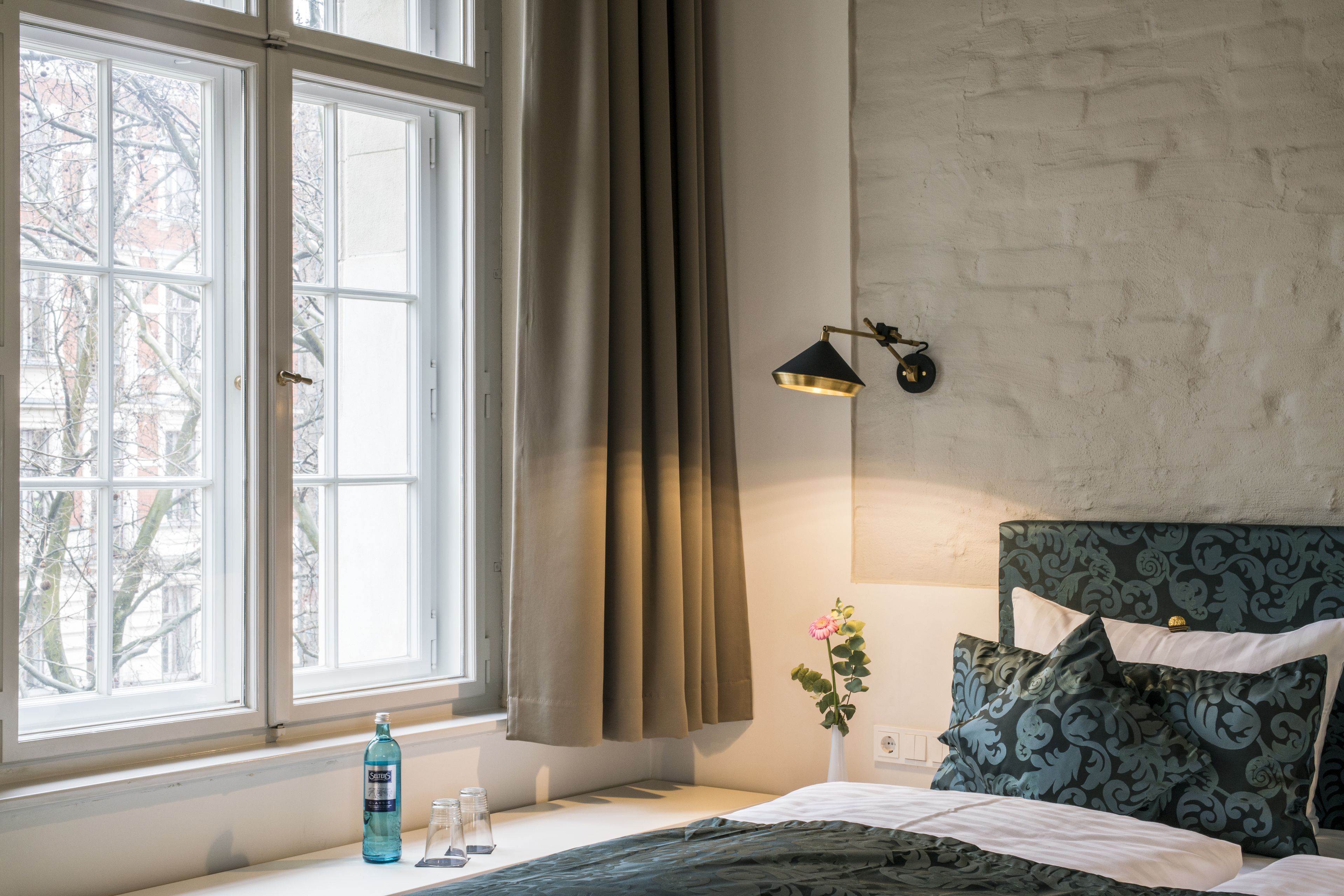 premium bedding, in-room safe, desk, laptop workspace