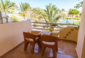 إطلالة من الشرفة