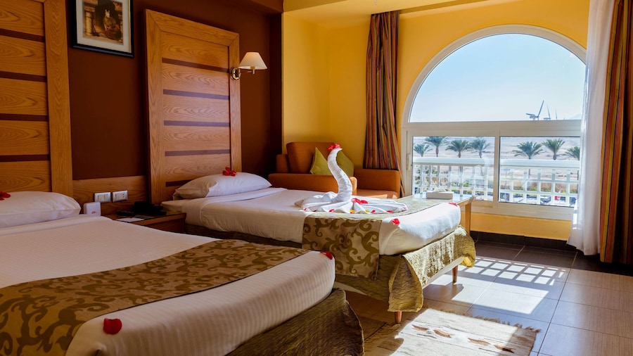 Golden Beach Resort - All inclusive