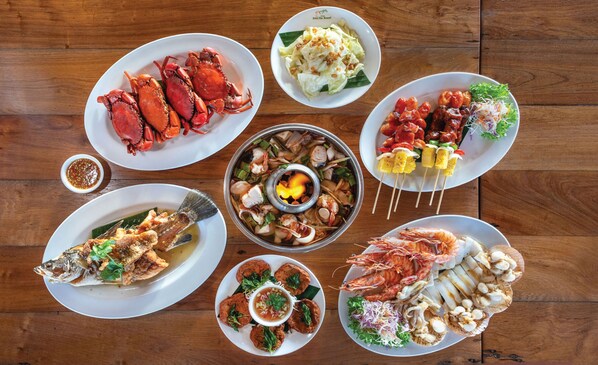 餐飲