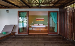Mini Pool Villa / Modern Style | Seprai antialergi, meja kerja, dan tempat tidur lipat/tambahan