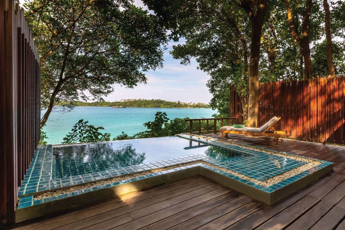 Mini Pool Villa / Modern Style | Hypoallergeen beddengoed, een bureau, extra bedden, gratis wifi