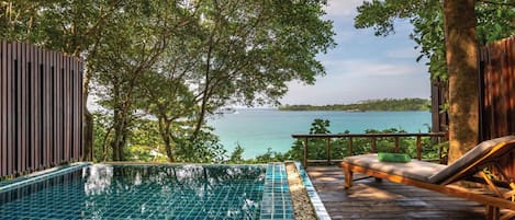 Mini Pool Villa / Modern Style | Ropa de cama hipoalergénica, escritorio, camas extra y wifi gratis